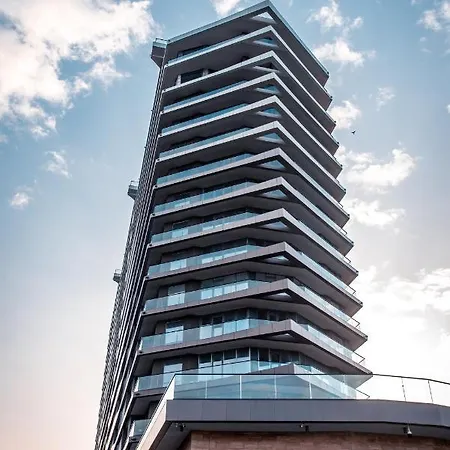 Greenwood Near Sea Apartment