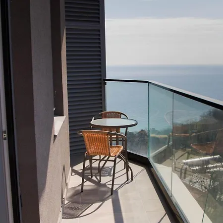 Apartment Greenwood Near Sea *