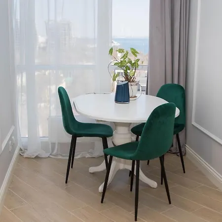 Apartment Greenwood Near Sea *