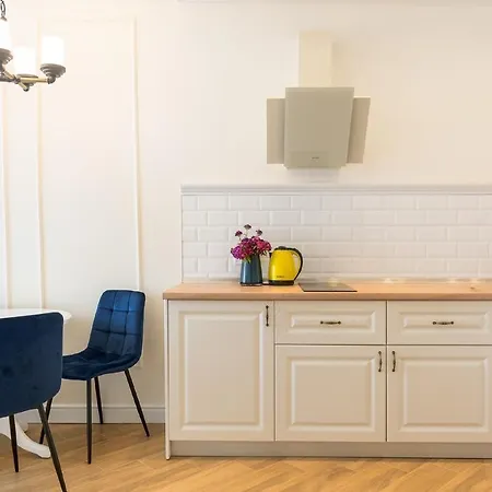 Greenwood Near Sea *