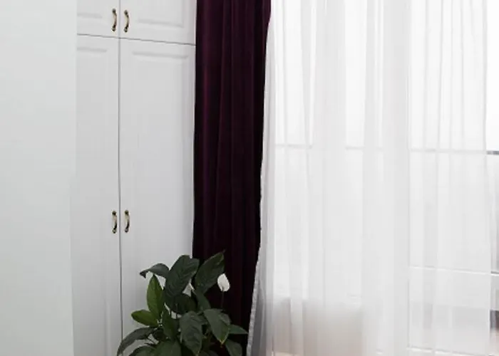 Greenwood Near Sea Апартаменти Одеса