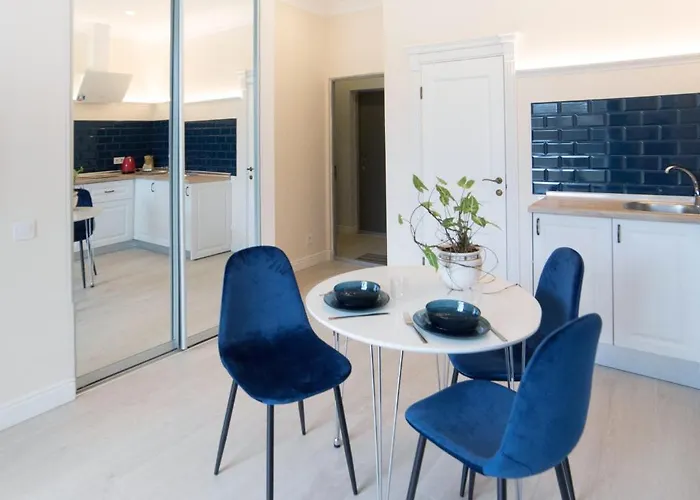 Greenwood Near Sea Апартаменти Одеса