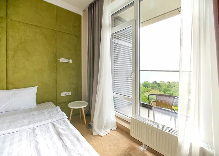 Апартаменти Greenwood Near Sea