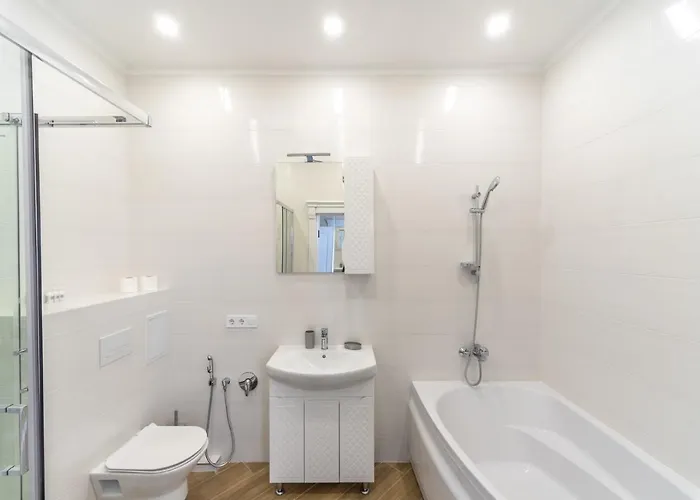 Greenwood Near Sea * Odessa